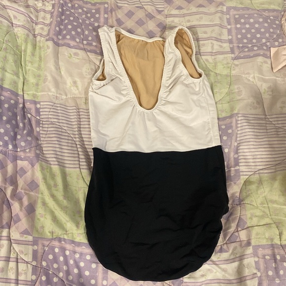 Ballet leotard- in white and black - Picture 2 of 2